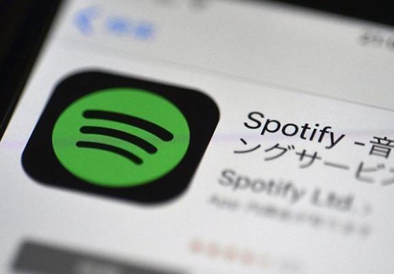Apple Vs Spotify