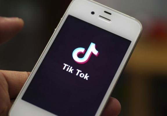 tik tok: έφτασαν τα 60 εκατομμύρια downloads τον Σεπτέμβριο