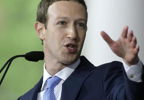 Θα εμφανιστεί ενώπιον του Κογκρέσου ο Zuckerberg