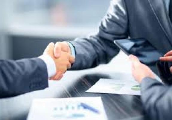Oι Άμερικανοί CEO που πληρώνονται «χρυσά»