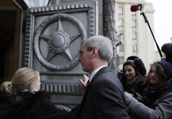 Στα πρόθυρα "ψυχρού πολέμου" Ρωσία-Βρετανία
