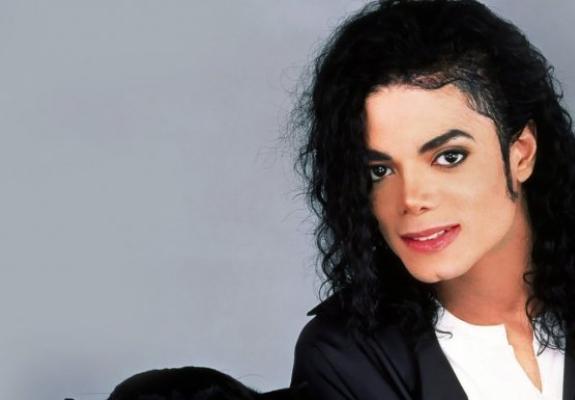 Η SONY εξαγοράζει το μερίδιο του Michael Jackson στην EMI