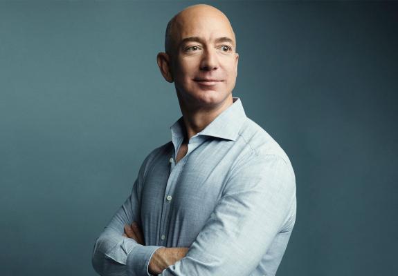 Jeff Bezos: Αγόρασε τρία διαμερίσματα αξίας 80 εκ. δολαρίων