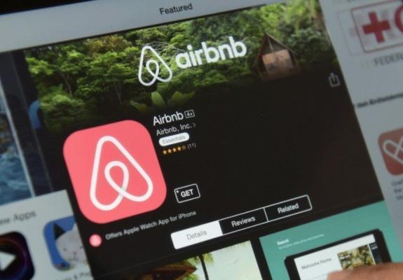 Τα δεκάχρονά του γιορτάζει το Airbnb