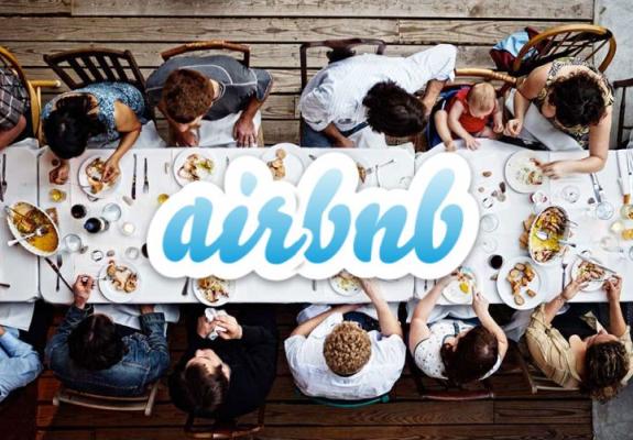 Κρατήσεις σε εστιατόρια και μέσω Airbnb