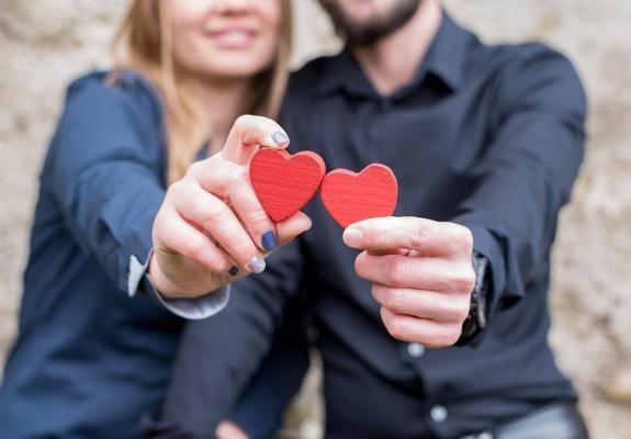 Online γνωριμίες: Αλγόριθμοι σε ρόλο προξενήτρας!