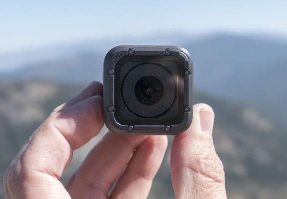 Η GoPro εγκαταλείπει τα drones