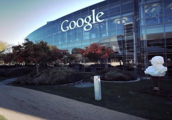 Google: Δημοσιεύει αρχείο που εξηγεί πως καταπολεμά τα fake news