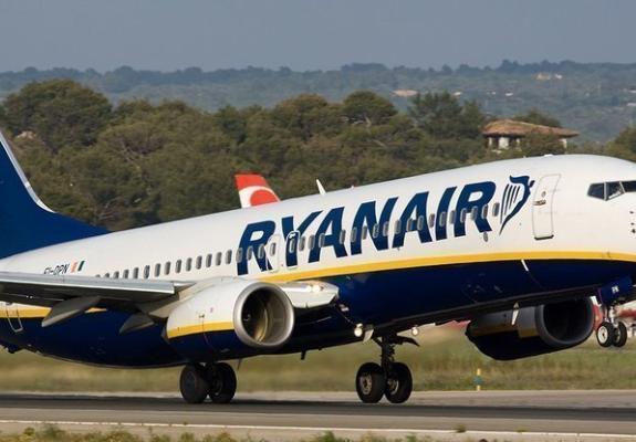 Ryanair: Χειρότερη αεροπορική εταιρεία για έκτη φορά