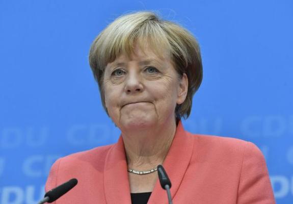 Τα θεμέλια της γερμανικής πολιτικής είναι έτοιμα να καταρρεύσουν