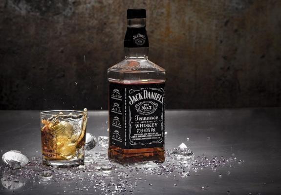 Αν σας αρέσει το Jack Daniels ετοιμαστείτε να βάλετε το χέρι πιο βαθιά στην τσέπη