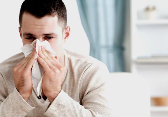 Πώς θα καταλάβεις αν έχεις κρύωμα ή γρίπη -Ο αλγόριθμος που έγινε viral