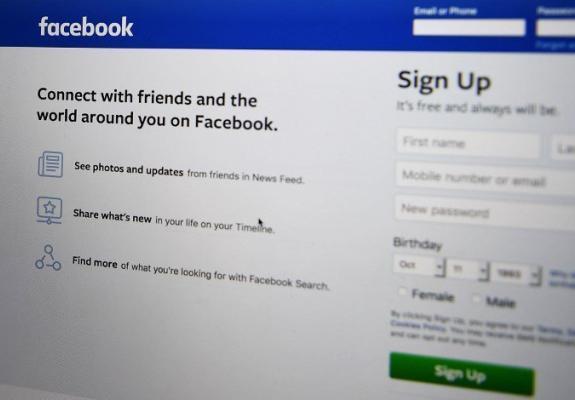 Το 5% των λογαριασμών στο Facebook είναι fake