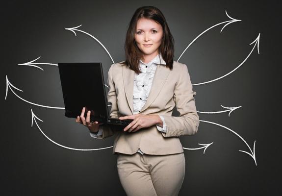 Digital4Her: Ζητούνται 10 γυναίκες Startuppers από την Ευρωπαϊκή Επιτροπή!