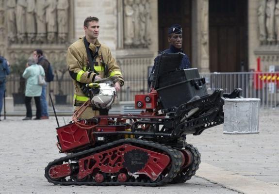 Ένα ρομπότ βοήθησε στη διάσωση της Notre-Dame