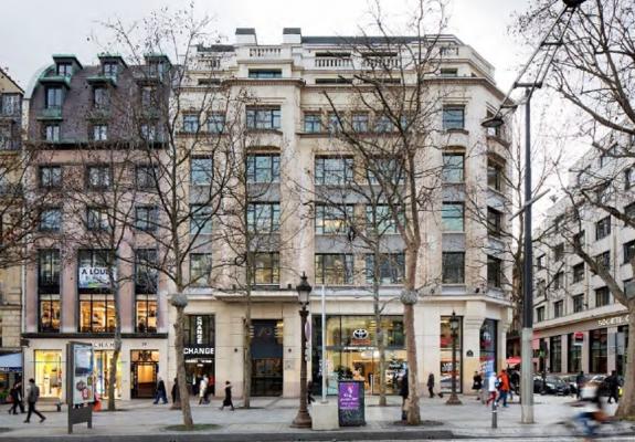 Στο ακριβότερο κτίριο του Παρισιού η έδρα της Nike στην Ευρώπη