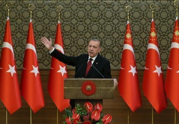 Ερντογάν: Αυτό συμβαίνει με την τουρκική λίρα
