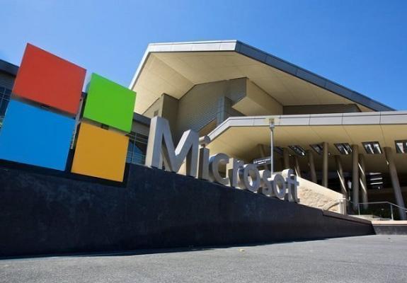 Microsoft: Δεύτερη θέση στις εταιρείες με τη μεγαλύτερη αξία