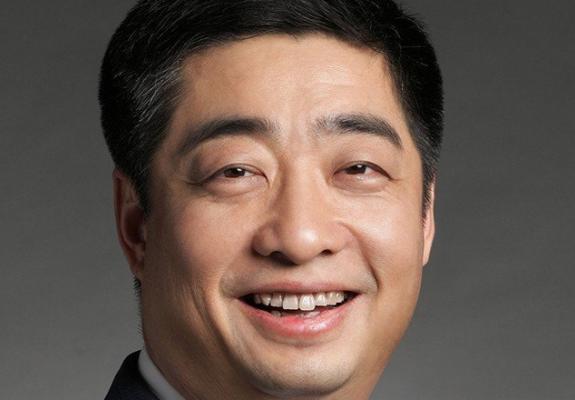 Ο διευθυντής της Huawei λύνει τη σιωπή του