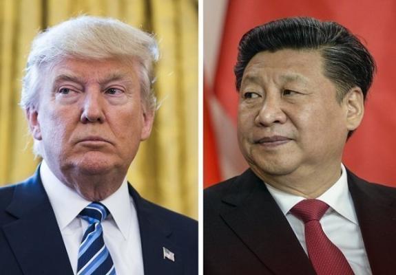 «Πάτησε το κουμπί» των δασμών ο Τραμπ – Απειλεί με αντίποινα το Πεκίνο