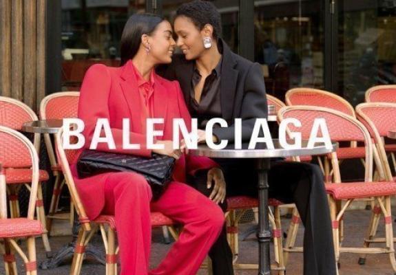 Με αληθινά ζευγάρια η νέα καμπάνια του οίκου Balenciaga