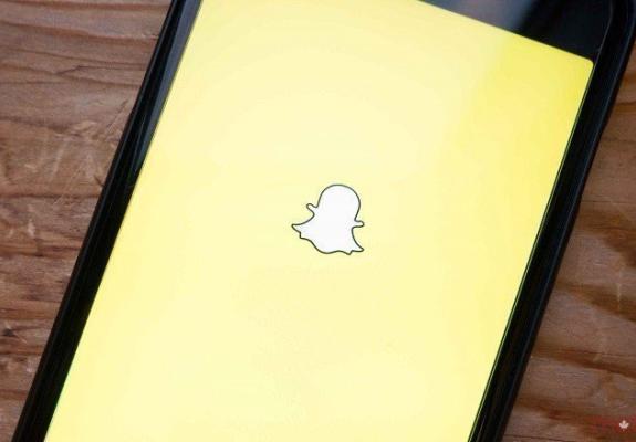 Η μετοχή της Snapchat πέφτει
