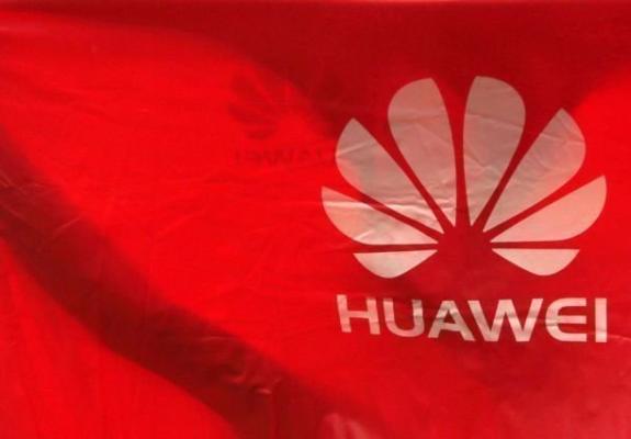 Νέο πλήγμα για την Huawei από την Facebook αυτή τη φορά