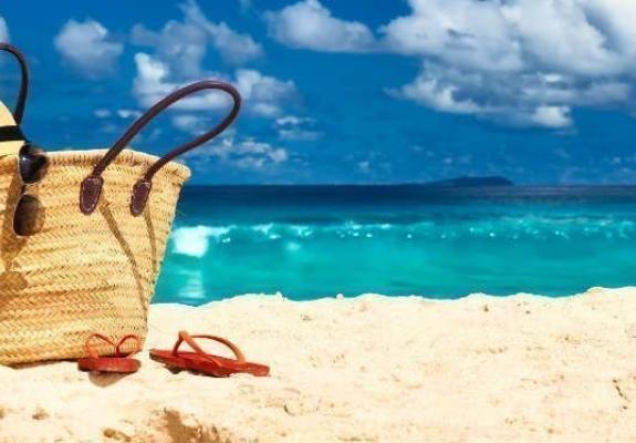 10+1 τρόπους για να γίνουν πιο εύκολες οι διακοπές σου προτείνει η Google