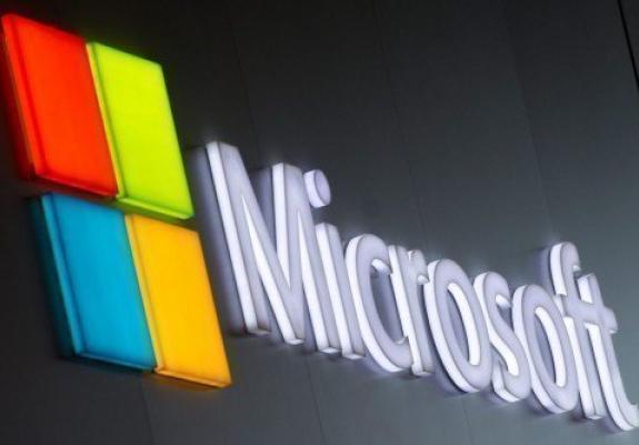 Η Microsoft απέκρουσε επιθέσεις «Ρώσων χάκερ» σε κέντρα μελετών των Ρεπουμπλικάνων