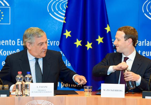 Η συνάντηση του Zuckerberg με τους Ευρωπαίους βουλευτές έφτασε στο τέλος της