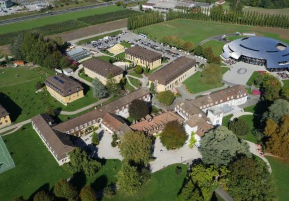 Το ακριβότερο σχολείο στον κόσμο βρίσκεται στην Ελβετία