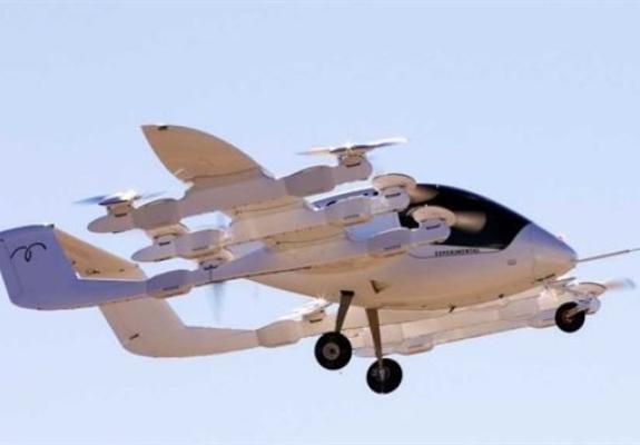 Ο συνιδρυτής της Google παρουσιάζει το ιπτάμενο αυτοκίνητό του