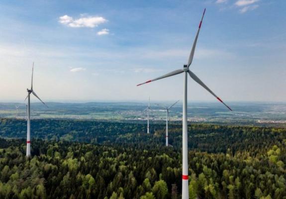 Η ΕΕ προωθεί fund εκατομμυρίων για την καθαρή ενέργεια
