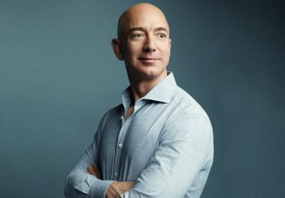 Σε λάθος χέρια τα προσωπικά μηνύματα του Jeff Bezos