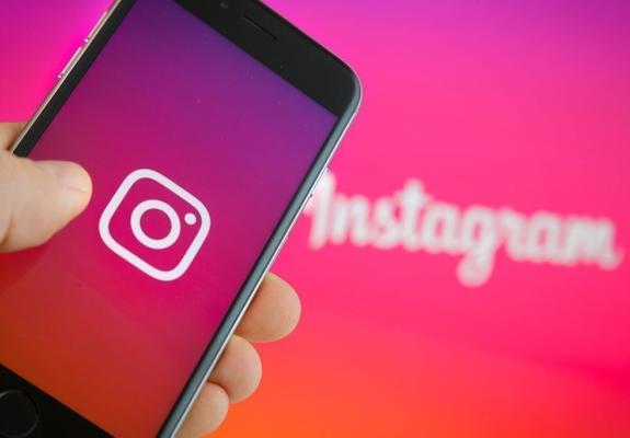 To Instagram λειτουργεί και offline και τα posts δεν σταματούν ποτέ