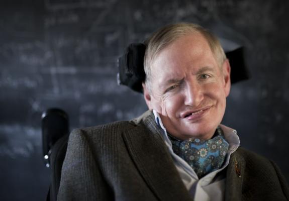Stephen Hawking: Ένας χρόνος από το θάνατο του