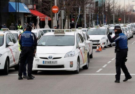 Τέλος τα Uber από τη Βαρκελώνη