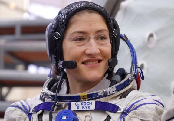 Δεν θα πραγματοποιηθεί ο γυναικείος διαστημικός περίπατος