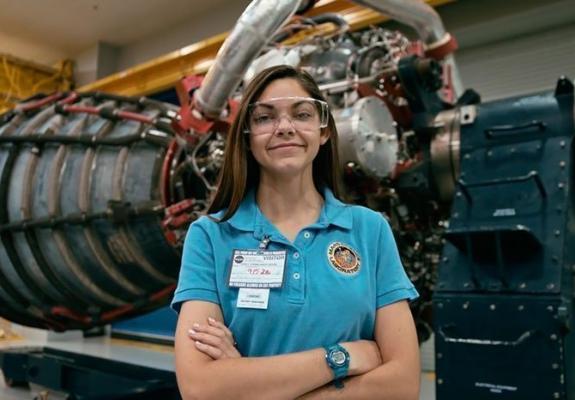 Η NASA εκπαιδεύει ένα 17χρονο κορίτσι να γίνει η πρώτη αστροναύτης που θα πατήσει στον Άρη