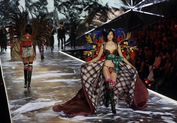 Τέλος εποχής για πασαρέλα της Victoria’s Secret