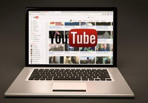 Αλλαγές στην ευρωπαϊκή νομοθεσία ίσως κοστίσουν «ακριβά» στο YouTube