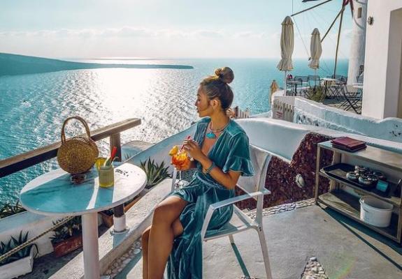 Αναζητείται Instagrammer για διακοπές πολυτελείας στην Ελλάδα