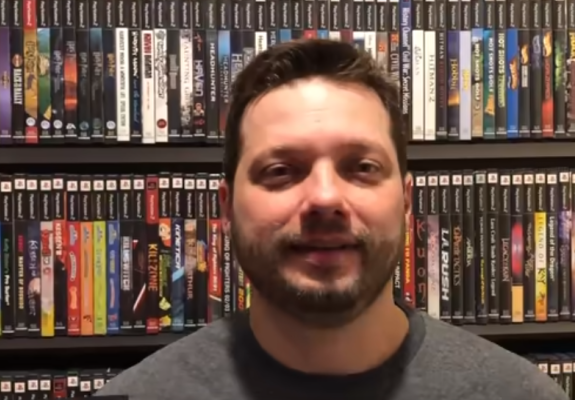 Ο νέος κάτοχος του ρεκόρ Guinness με τα περισσότερα videogames