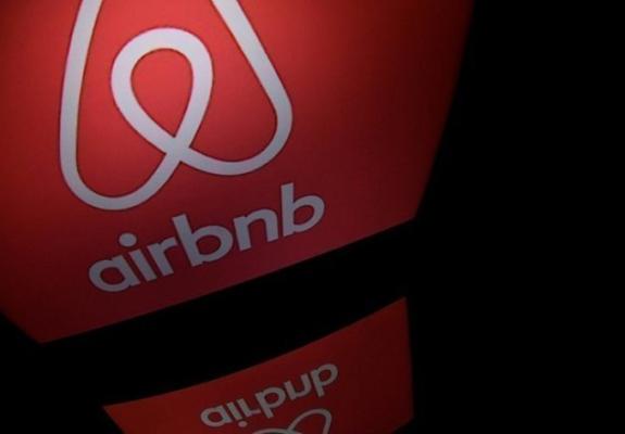 Airbnb: Άνοιξε η πλατφόρμα φιλοξενίας πυρόπληκτων Ανατ. Αττικής και Κινέτας