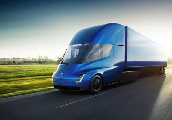Ο Tesla Semi διασχίζει αυτόματα τις ΗΠΑ