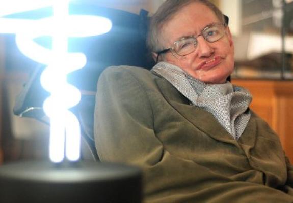 Οι ποδοσφαιριστές κινδυνεύουν από τη νόσο του Hawking