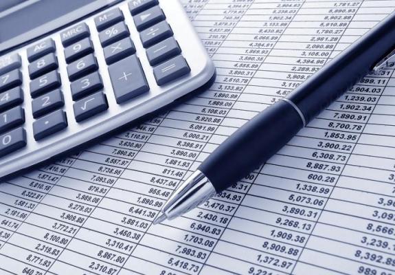 Κυβερνήσεις και δεδουλευμένη βάση αναφοράς