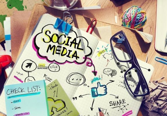Τα social media είναι το δεξί σου χέρι