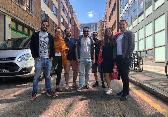 Stagedoor: όλη η team on stage