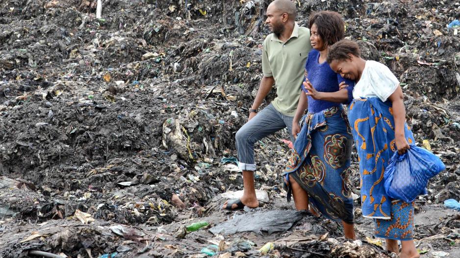 Στη Μοζαμβίκη ένα βουνό από σκουπίδια κατέρρευσε σκορπώντας τον θάνατο